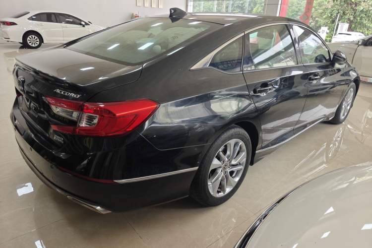 Used Honda Accord 2018 260TURBO Elite Edition China VI Exterior 4