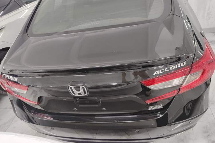 Used Honda Accord 2018 260TURBO Elite Edition China V Exterior 4
