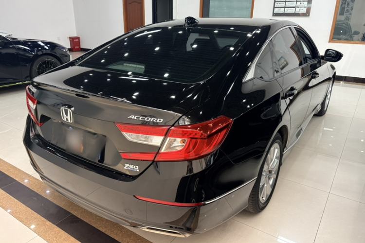 Used Honda Accord 2018 260TURBO Elite Edition China V Exterior 5