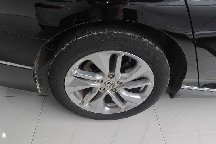 Used Honda Accord 2018 260TURBO Elite Edition China VI Exterior 5