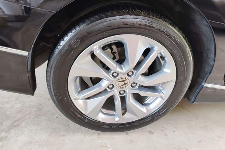 Used Honda Accord 2018 260TURBO Luxury Edition China VI Exterior 5
