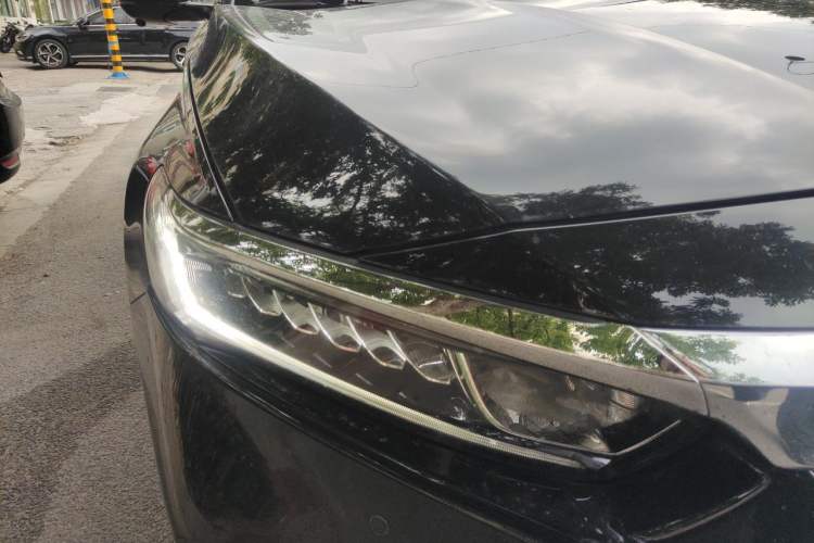 Used Honda Accord 2018 260TURBO Luxury Edition China V Emission Standard Exterior 6