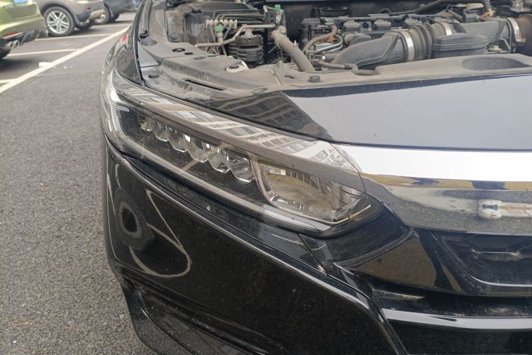Used Honda Accord 2018 260TURBO Elite Edition China V Exterior 6