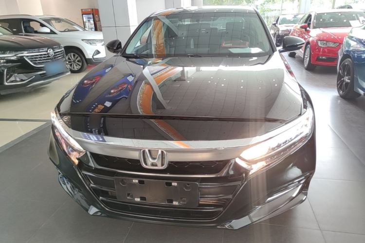 Used Honda Accord 2018 260TURBO Elite Edition China VI Front