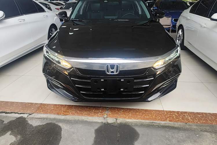 Used Honda Accord 2018 260TURBO Luxury Edition China V Emission Standard Front