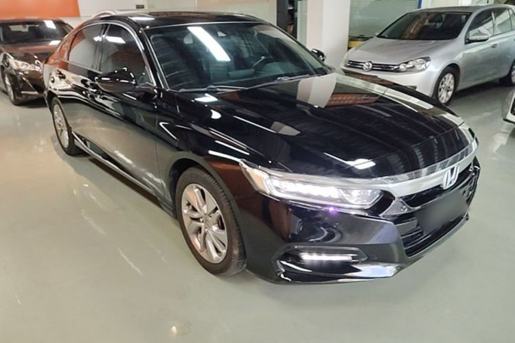 Used Honda Accord 2018 260TURBO Luxury Edition China VI Front Right 45 Deg