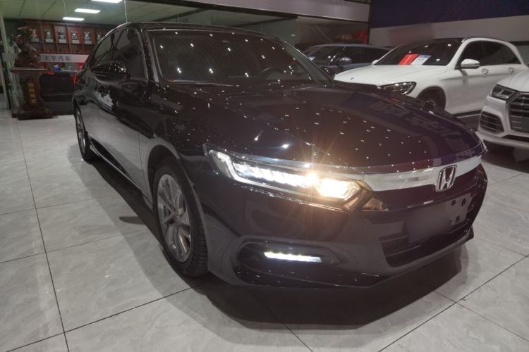 Used Honda Accord 2018 260TURBO Luxury Edition China VI Front Right 45 Deg
