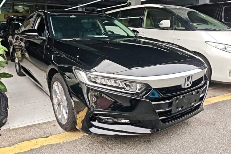 Used Honda Accord 2018 260TURBO Elite Edition China V Front Right 45 Deg