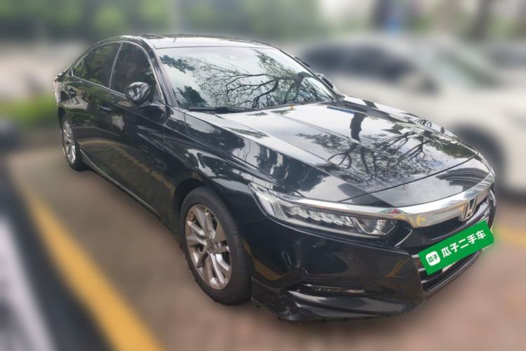 Used Honda Accord 2018 260TURBO Luxury Edition China V Emission Standard Front Right 45 Deg