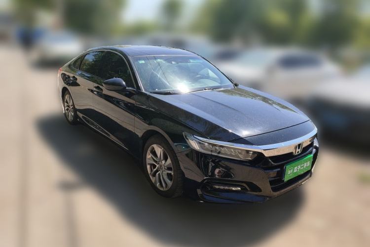 Used Honda Accord 2018 260TURBO Luxury Edition China V Emission Standard Front Right 45 Deg