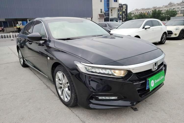 Used Honda Accord 2018 230TURBO Comfort Version National V Front Right 45 Deg