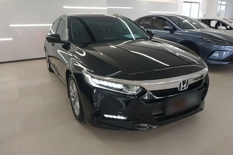 Used Honda Accord 2018 260TURBO Elite Edition China VI Front Right 45 Deg
