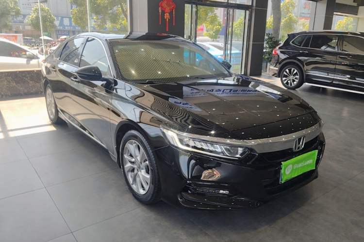 Used Honda Accord 2018 260TURBO Elite Edition China VI Front Right 45 Deg