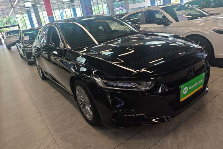 Used Honda Accord 2018 260TURBO Elite Edition China VI Front Right 45 Deg