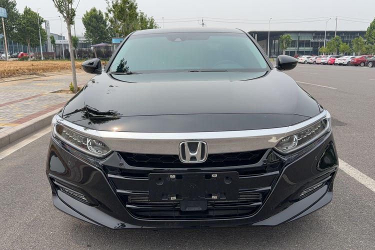 Used Honda Accord 2018 260TURBO Luxury Edition China VI Front