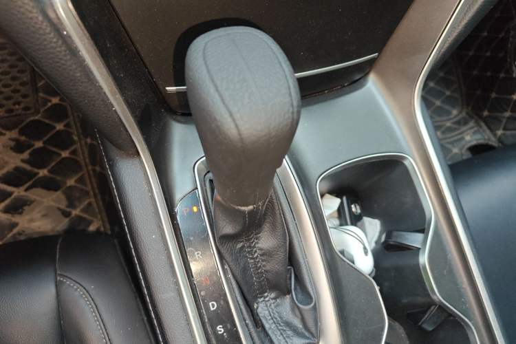 Used Honda Accord 2018 260TURBO Elite Edition China VI Gear Lever