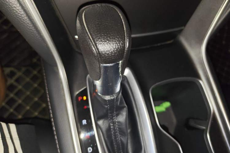 Used Honda Accord 2018 260TURBO Luxury Edition China VI Gear Lever