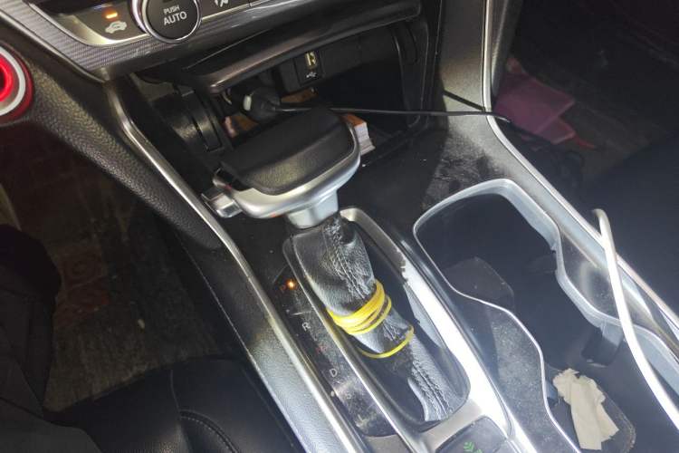 Used Honda Accord 2018 260TURBO Elite Edition China VI Gear Lever