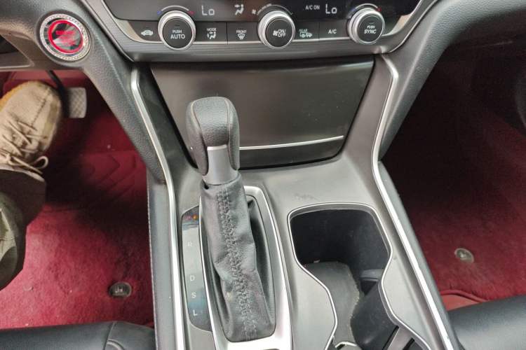 Used Honda Accord 2018 260TURBO Elite Edition China VI Gear Lever