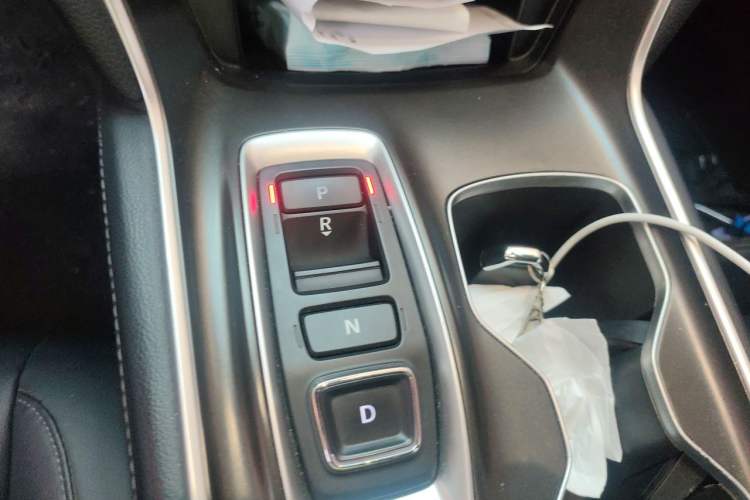 Used Honda Accord 2018 Rui Hybrid 2.0L Rui Ling Edition China VI Gear Lever
