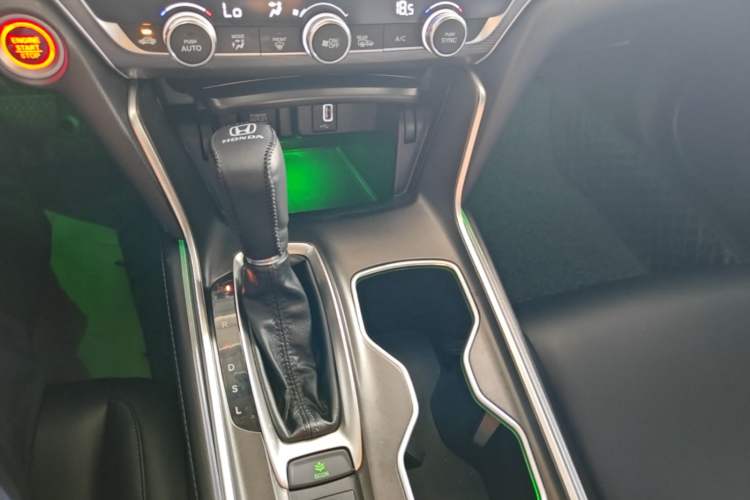 Used Honda Accord 2018 260TURBO Luxury Edition China VI Gear Lever