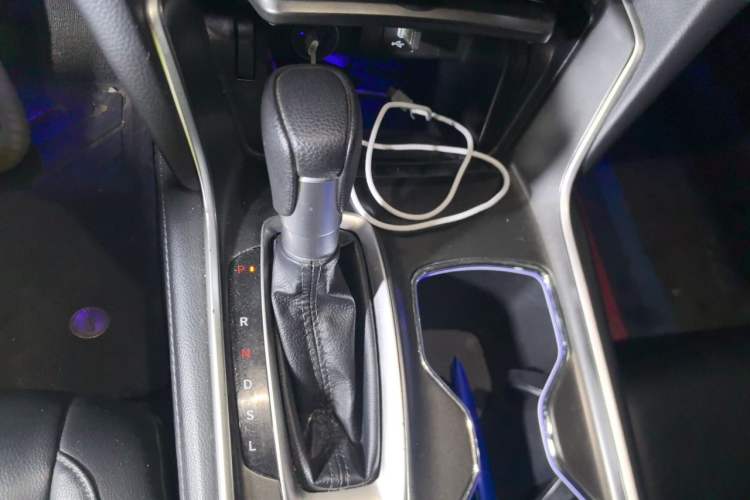 Used Honda Accord 2018 260TURBO Luxury Edition China VI Gear Lever