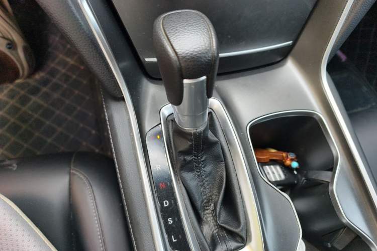 Used Honda Accord 2018 260TURBO Elite Edition China VI Gear Lever