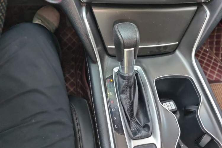 Used Honda Accord 2018 260TURBO Elite Edition China VI Gear Lever