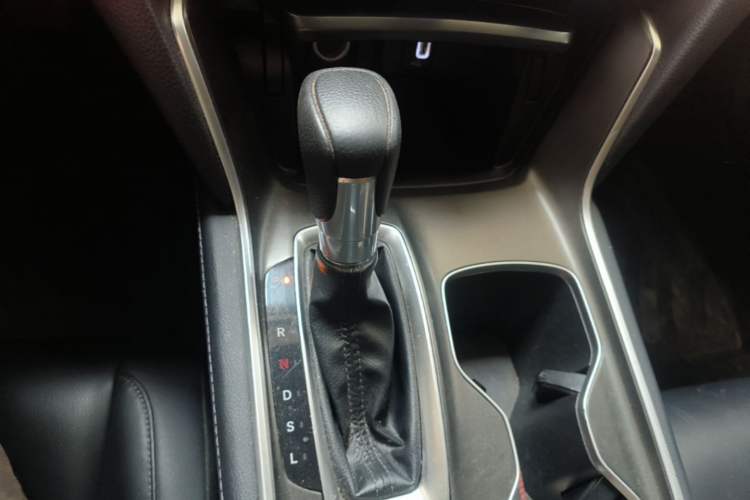 Used Honda Accord 2018 260TURBO Elite Edition China V Gear Lever