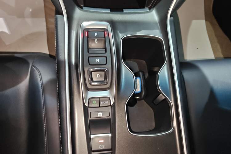 Used Honda Accord 2018 Rui·Hybrid 2.0L Rui Zhi Edition China VI Gear Lever