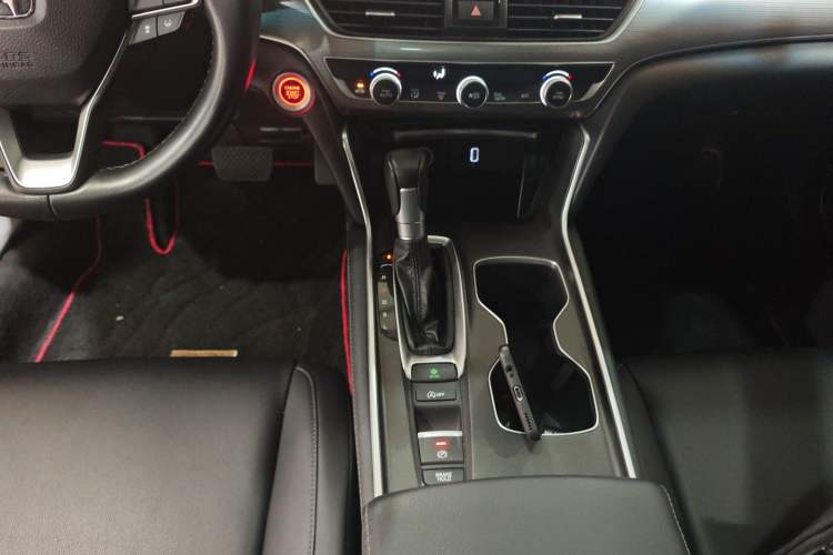 Used Honda Accord 2018 260TURBO Luxury Edition China VI Gear Lever