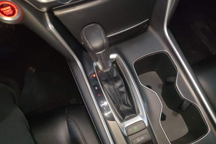 Used Honda Accord 2018 260TURBO Elite Edition China VI Gear Lever
