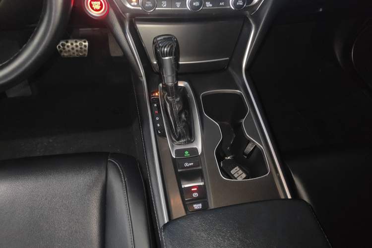 Used Honda Accord 2018 260TURBO Elite Edition China V Gear Lever