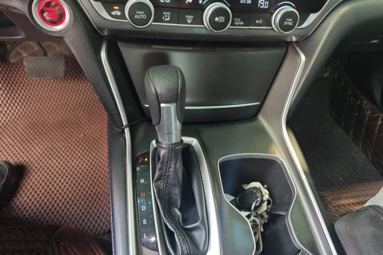 Used Honda Accord 2018 260TURBO Elite Edition China VI Gear Lever