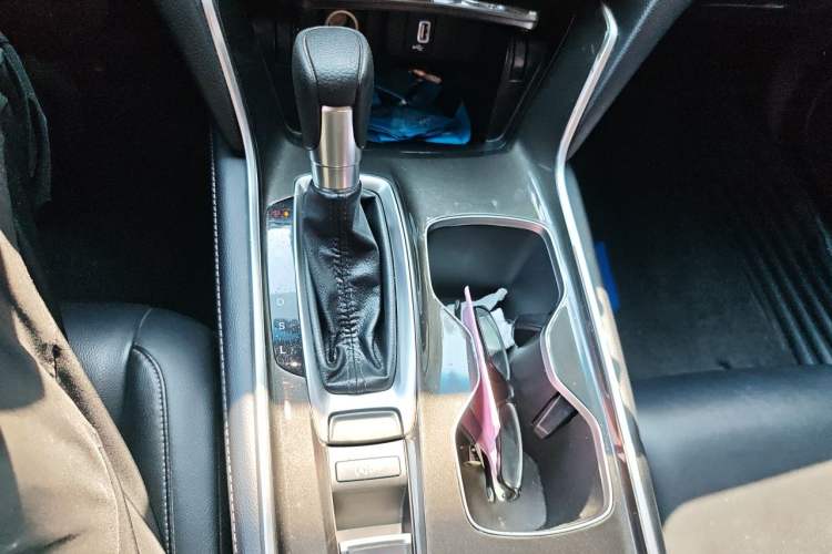 Used Honda Accord 2018 260TURBO Elite Edition China VI Gear Lever
