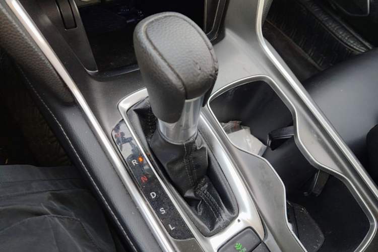 Used Honda Accord 2018 260TURBO Elite Edition China VI Gear Lever