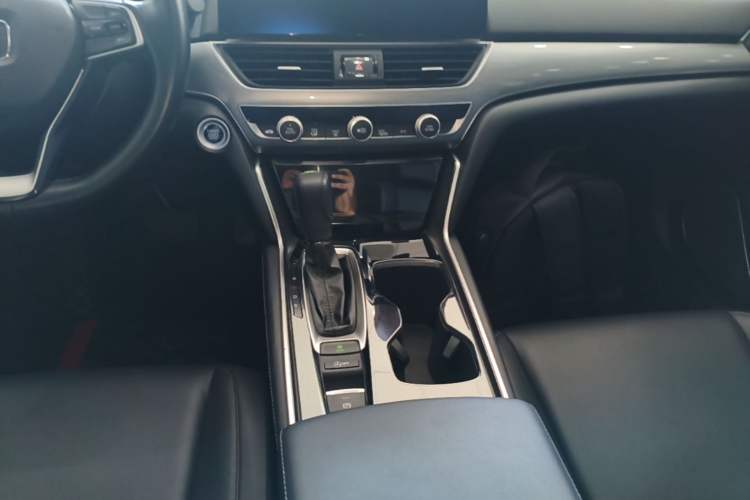 Used Honda Accord 2018 260TURBO Elite Edition China VI Gear Lever