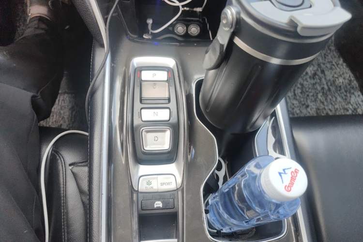 Used Honda Accord 2018 Rui·Hybrid 2.0L Rui Zhi Edition China VI Gear Lever