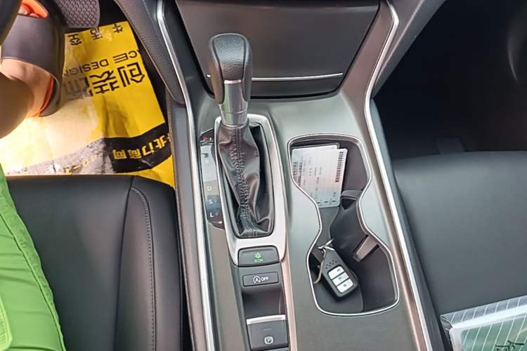 Used Honda Accord 2018 260TURBO Elite Edition China VI Gear Lever
