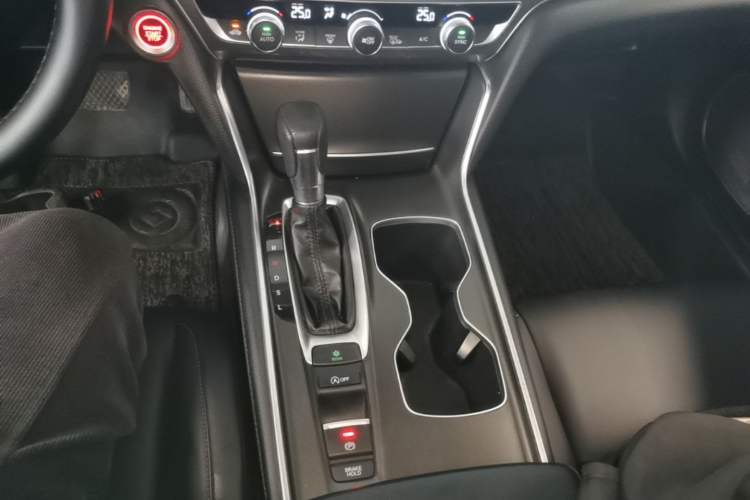 Used Honda Accord 2018 260TURBO Luxury Edition China VI Gear Lever