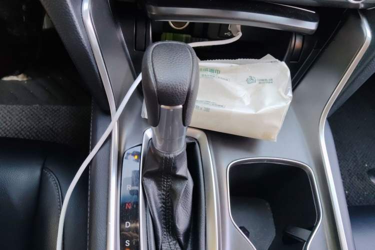 Used Honda Accord 2018 260TURBO Luxury Edition China VI Gear Lever