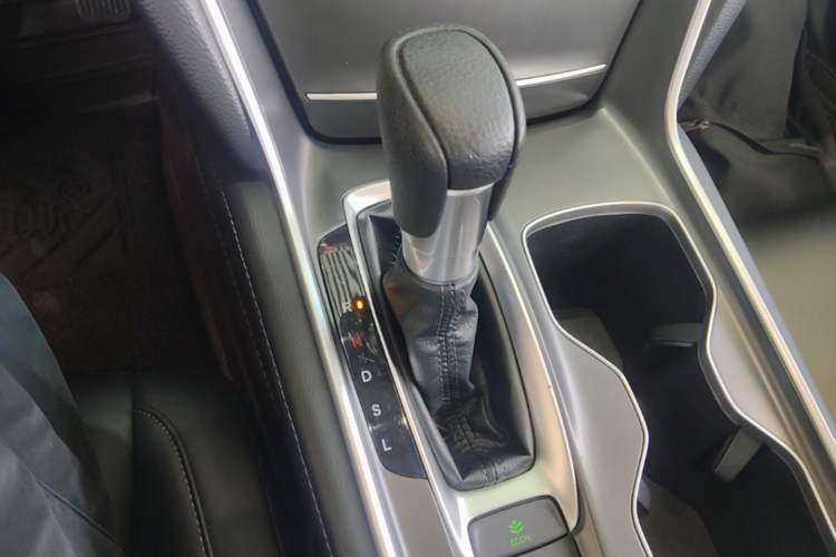 Used Honda Accord 2018 260TURBO Elite Edition China VI Gear Lever