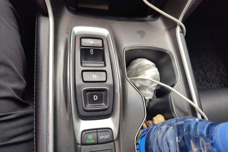 Used Honda Accord 2018 Rui Hybrid 2.0L Rui Ling Edition China VI Gear Lever
