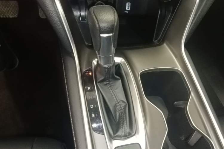 Used Honda Accord 2018 260TURBO Elite Edition China V Gear Lever