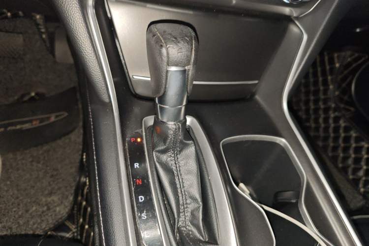 Used Honda Accord 2018 260TURBO Elite Edition China VI Gear Lever