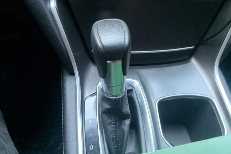 Used Honda Accord 2018 260TURBO Elite Edition China VI Gear Lever