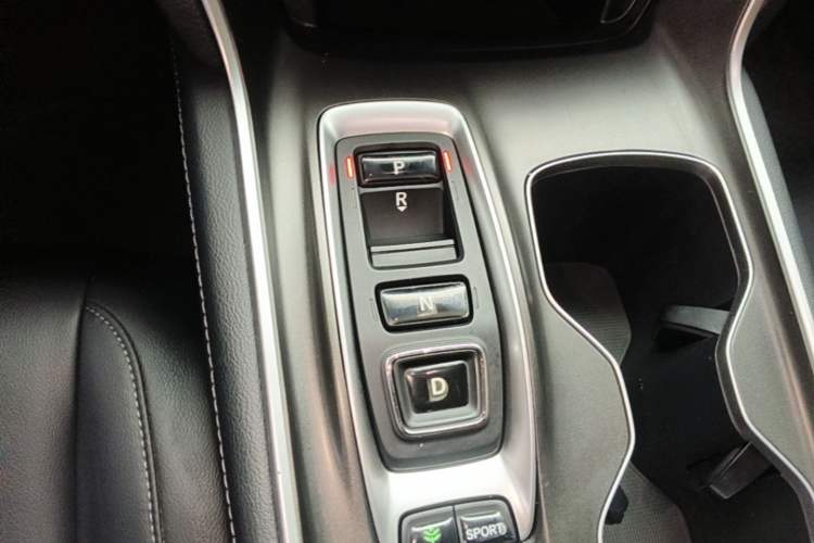 Used Honda Accord 2018 Rui Hybrid 2.0L Rui Ling Edition China VI Gear Lever