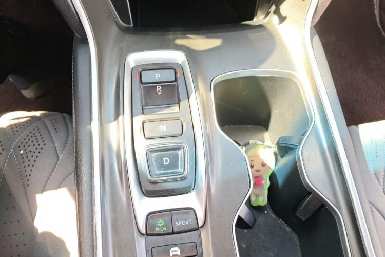 Used Honda Accord 2018 Rui·Hybrid 2.0L Rui Ku Edition China VI Gear Lever