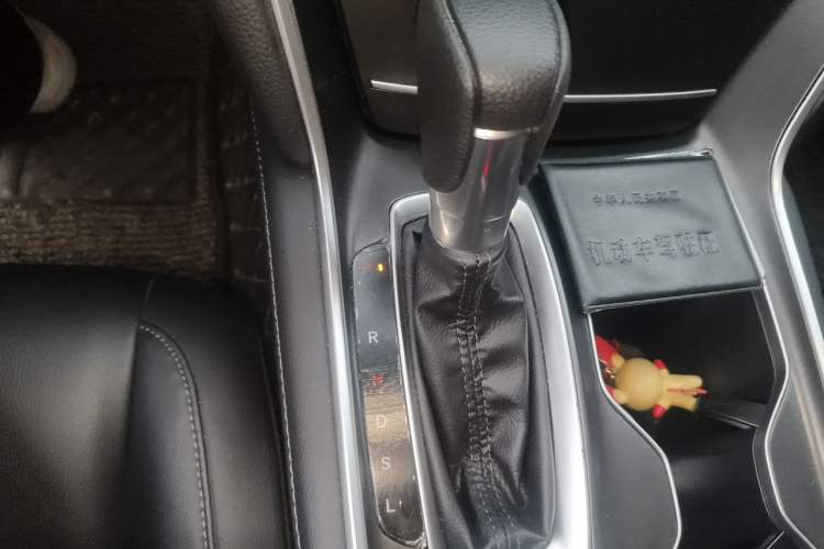 Used Honda Accord 2018 260TURBO Elite Edition China VI Gear Lever