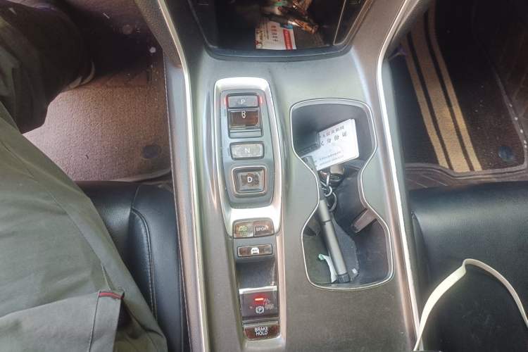 Used Honda Accord 2018 Rui·Hybrid 2.0L Rui Zhi Edition China VI Gear Lever
